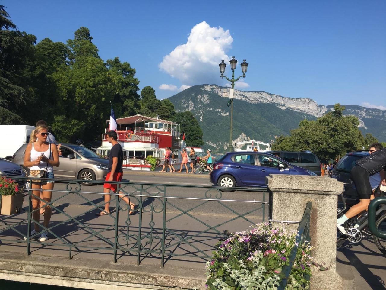 Relax In Apartment Annecy Ngoại thất bức ảnh